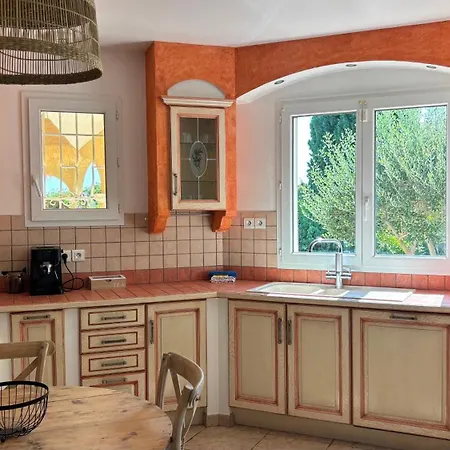 La Parenthese Occitane - With Private Pool Villa Bessan